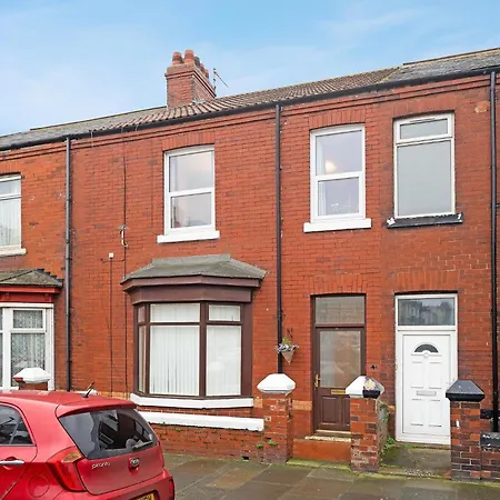Unique! 5br In Queen Street * Redcar