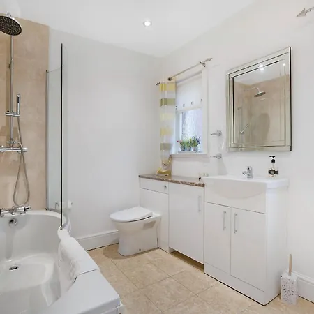 Unique! 5br In Queen Street בית נופש *