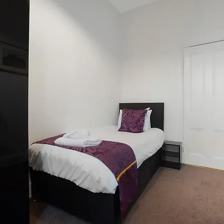 Unique! 5br In Queen Street בית נופש רדקאר